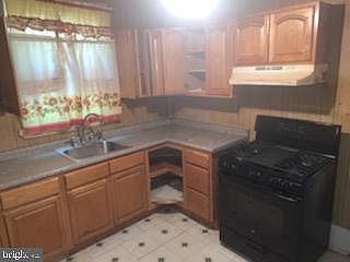 3rd image of 6027 Walnut St