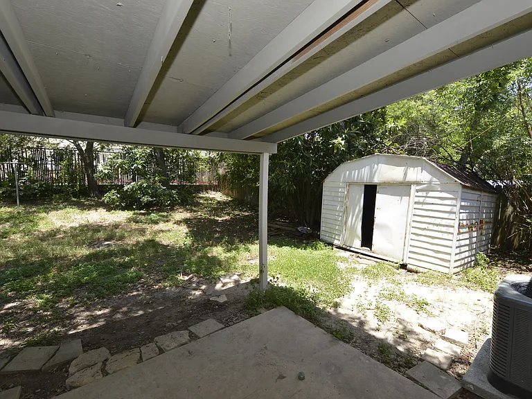 7217 Leading Oaks — Photo 15