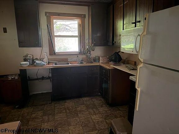 5th image of 336 Mountaineer Rd