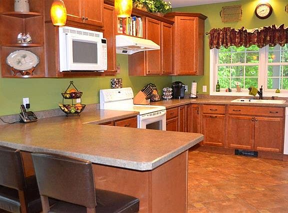 2nd image of 112 Virginia Pl