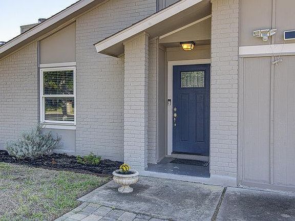 2nd image of 6901 Skynook Dr