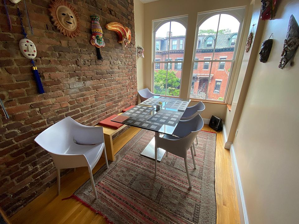 1st image of 116 W Newton St #2A