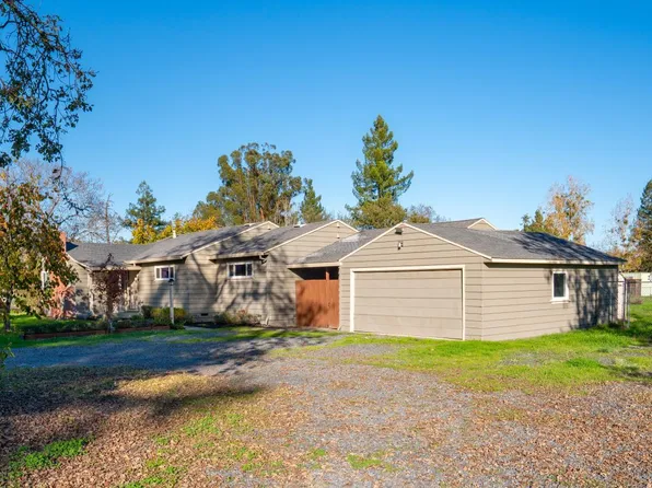 1130 Duer Road, Sebastopol, CA 95472