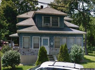 68 Mission Rd, Tyngsboro, MA 01879