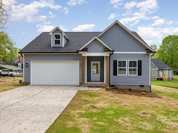 409 Bost St, Kannapolis, NC 28081