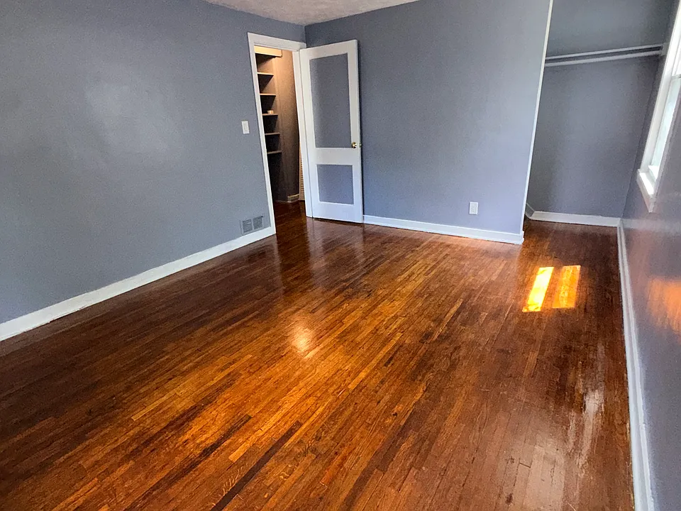 26 Hilltop Rd #1