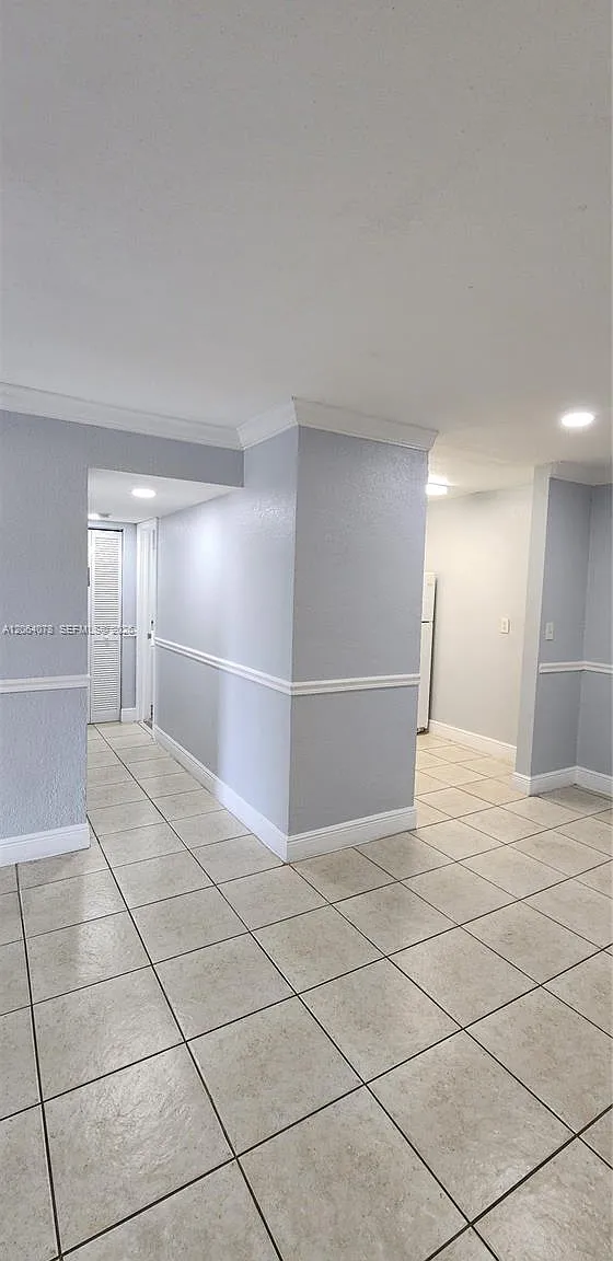 Sunset Palms East Condo — Photo 1