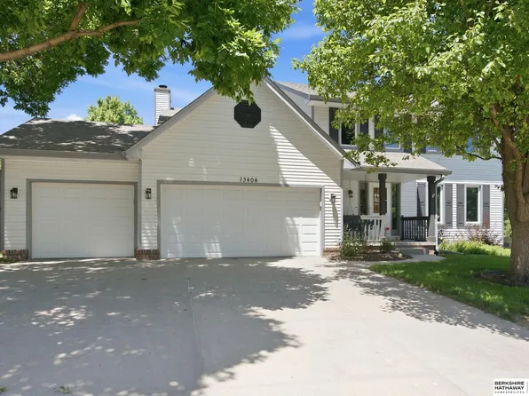 13404 Hillsborough Dr, Omaha, NE 68164