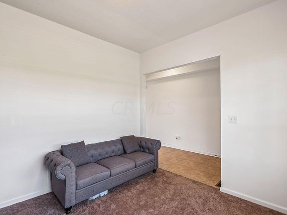 4th image of 592 Kingshurst Dr