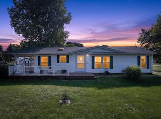 3280 Carlton Blvd, Jackson, MI 49203