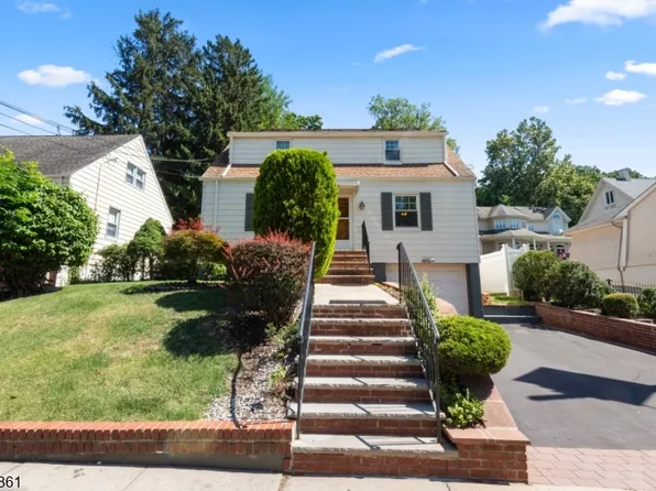 692 Passaic Ave, Kearny Town, NJ 07032
