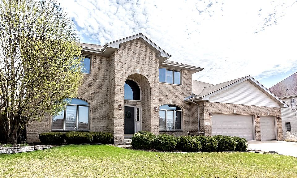 1st image of 9000 Timberwood Ln