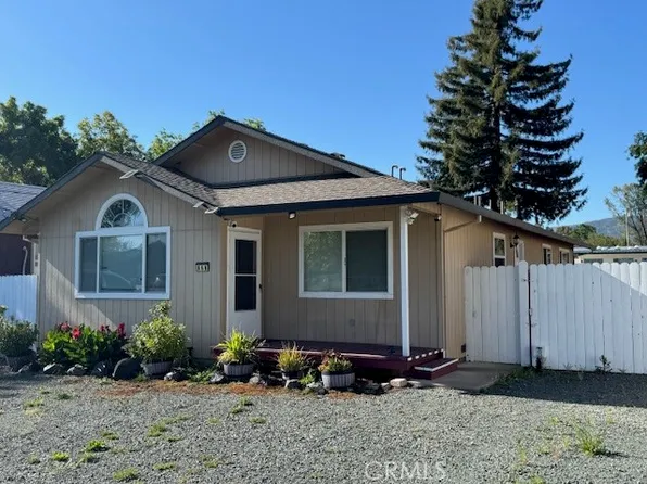 668 1st St, Upper Lake, CA 95485
