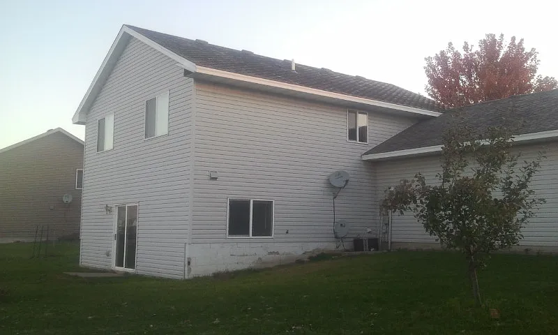 1393 Roosevelt St S — Photo 2
