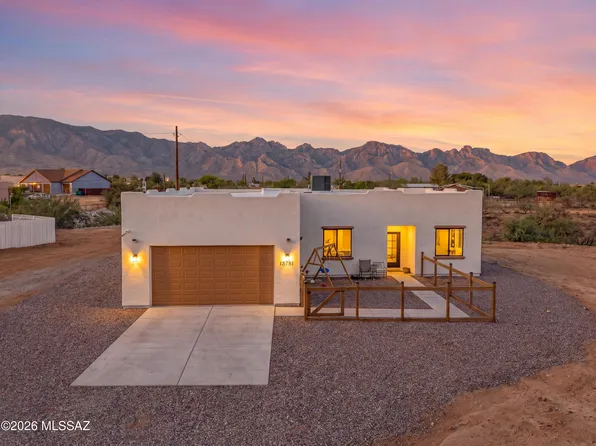 15781 N Twin Lakes Dr, Tucson, AZ 85739