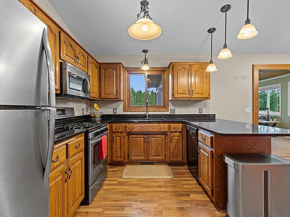 3rd image of 2705 Stearns Way