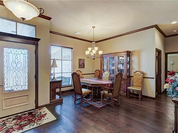 5th image of 13605 Rachel Ct