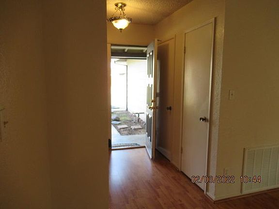 2nd image of 7820 Sungarden Dr
