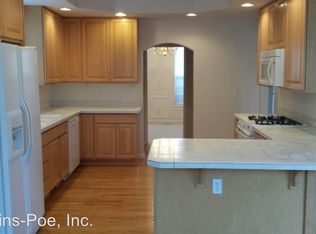 3723 Broadmoor Dr NE, Tacoma, WA 98422