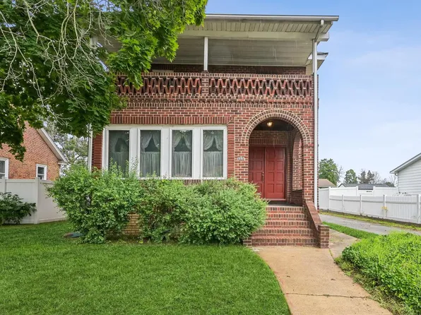 119 E Broad St, Gibbstown, NJ 08027
