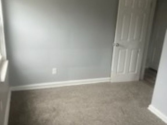 4th image of 15000 Petoskey Ave