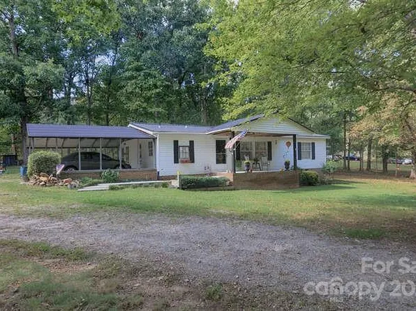 1809 Rollins Dr, Catawba, NC 28609