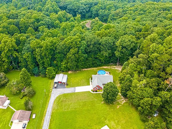 4th image of 379 Red Hill Rd