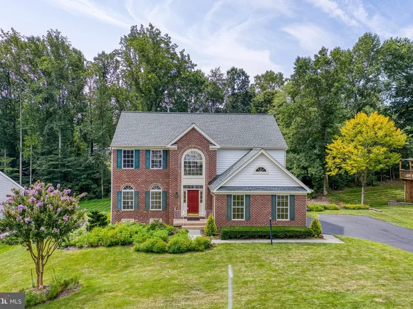 7897 Meadowgate Dr, Manassas, VA 20112