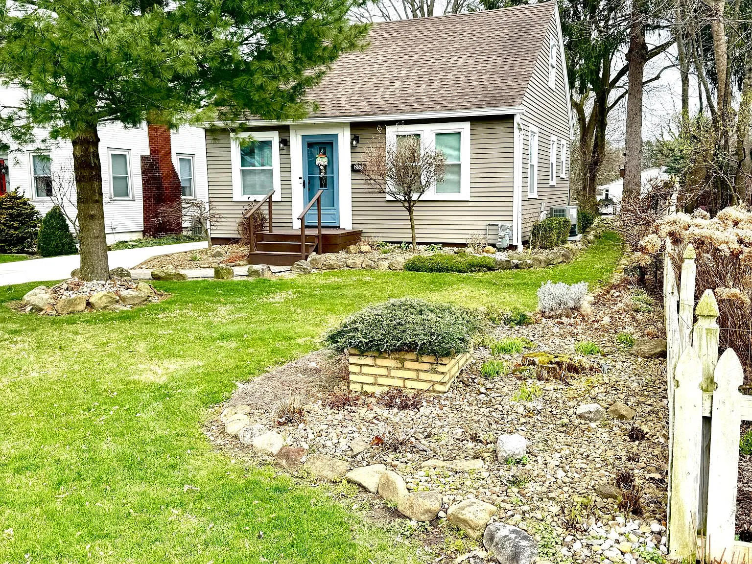 3 bed, 1030 sqft, $1,500 — Photo 2