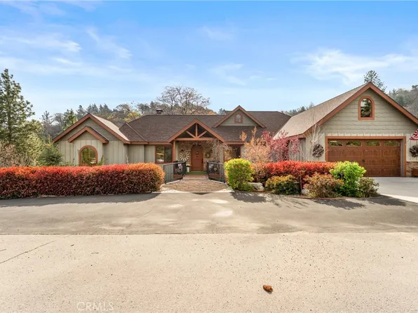 1405 Rockridge Dr, Lake Arrowhead, CA 92352