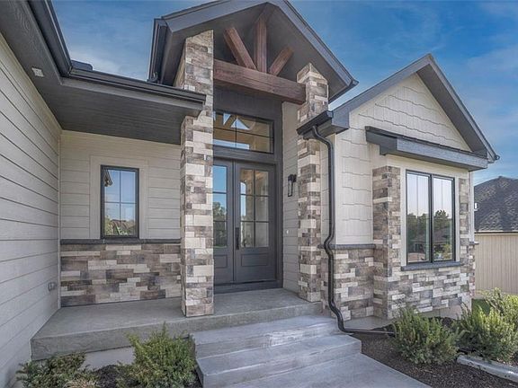 5th image of 1124 Hummingbird Ct
