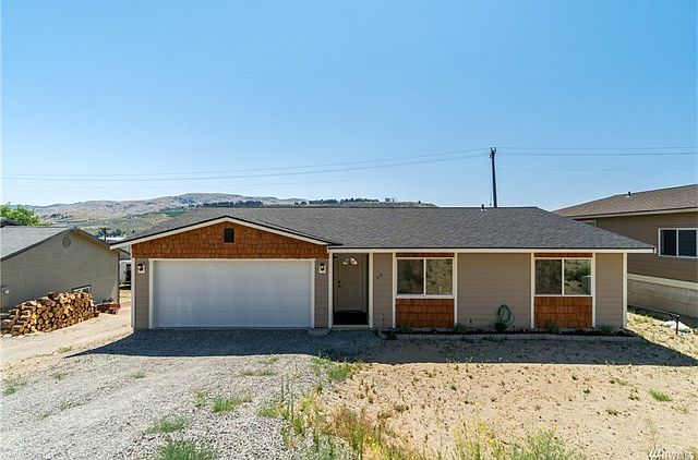 1st image of 113 Pryor Dr