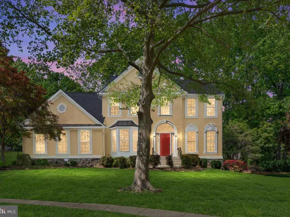 42992 Vestry Ct, Ashburn, VA 20148