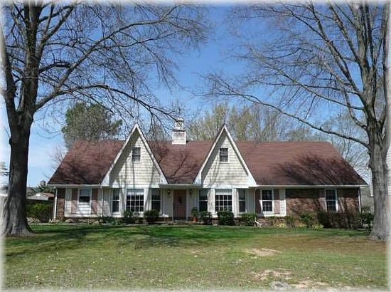 1st image of 116 W Valleywood Dr