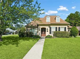 108 Southdown Ln, Covington, LA 70433