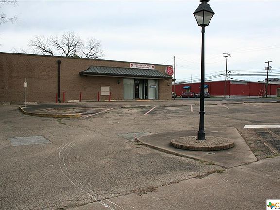 5th image of 501 N 2nd St