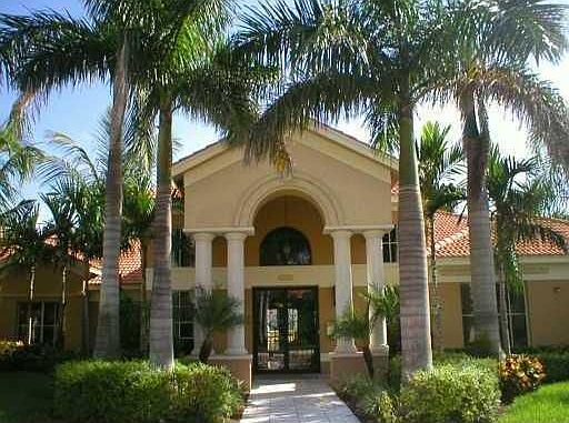 3rd image of 4211 San Marino Blvd APT 302