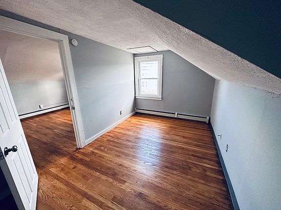 5th image of 462 East St #2