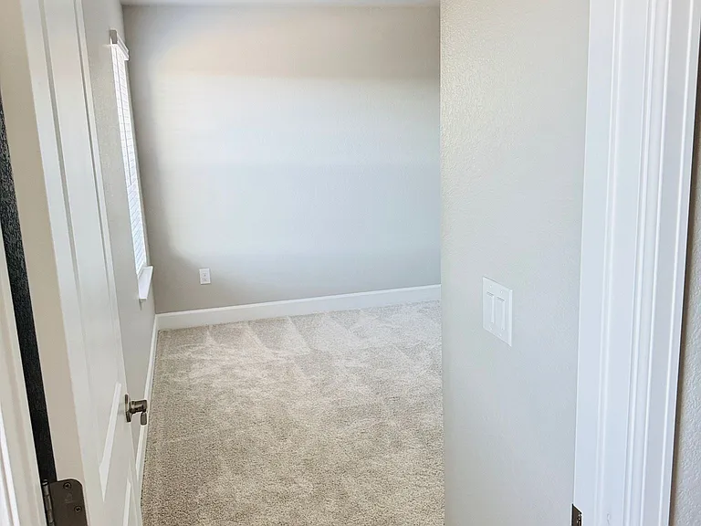3928 Red Valley Cir — Photo 5