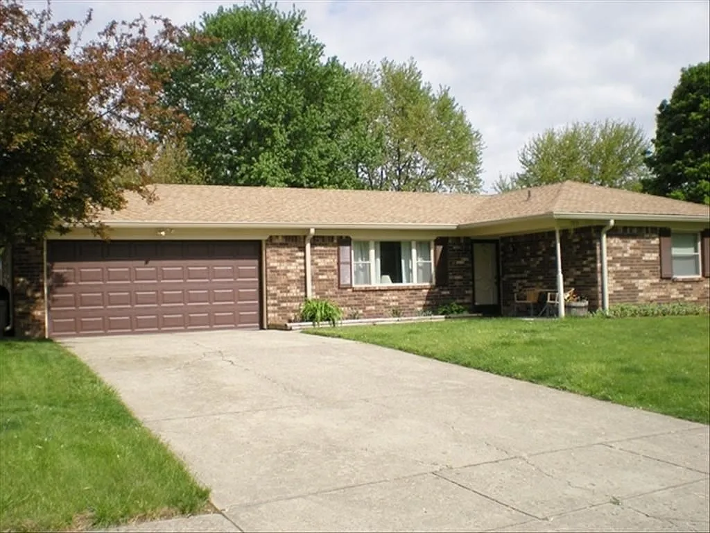 7815 Snowflake Dr photo 1