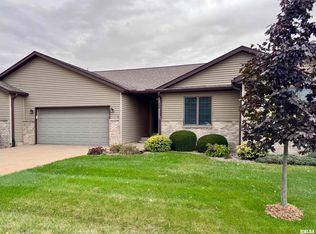 504 Mill Ridge Rd, Clinton, IA 52732