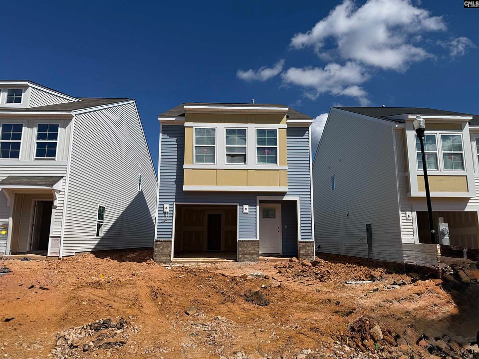1st image of 325 Tartan Rd