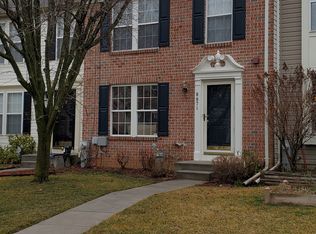 9871 Bayline Cir, Owings Mills, MD 21117