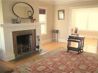 3012 Chadbourne Rd, Shaker Heights, OH 44120