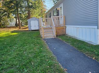 147 Sparrow Dr #81, Augusta, ME 04330