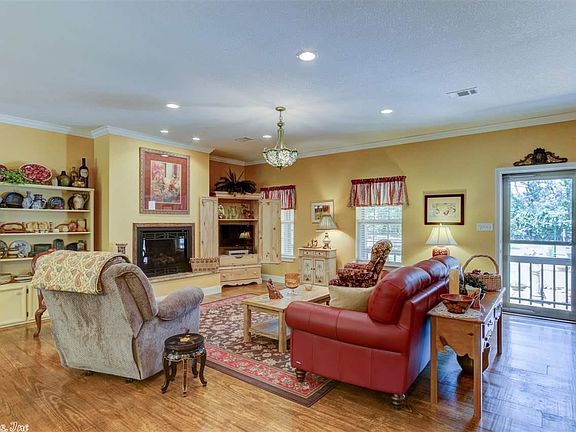5th image of 122 Meadowlake Dr