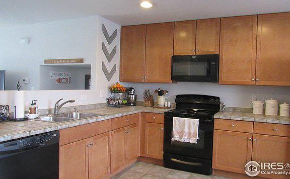 3rd image of 10662 Butte Dr