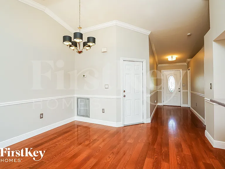 17261 Oriole Rd — Photo 4