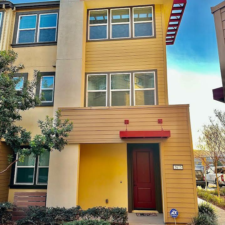 1st image of 5675 Melodia Cir