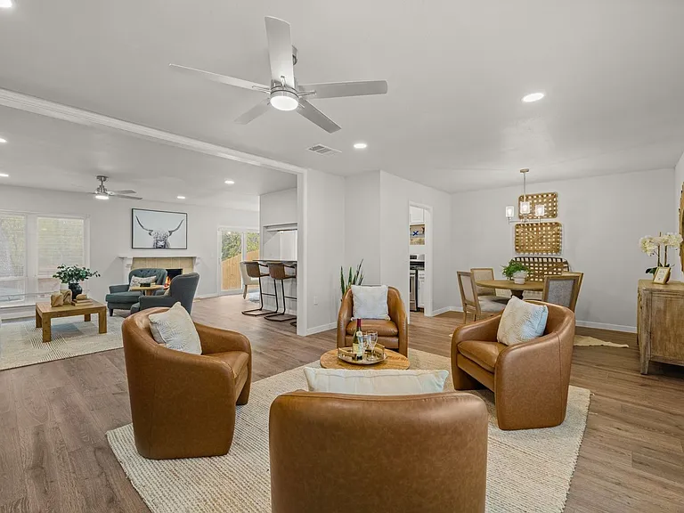 10223 Flatland Trl — Photo 3